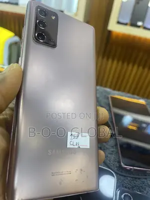 Photo - Samsung Galaxy Note 20 5G 128 GB Bronze