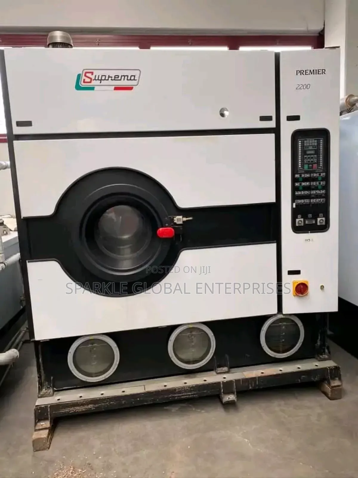 Dry Cleaning Machine