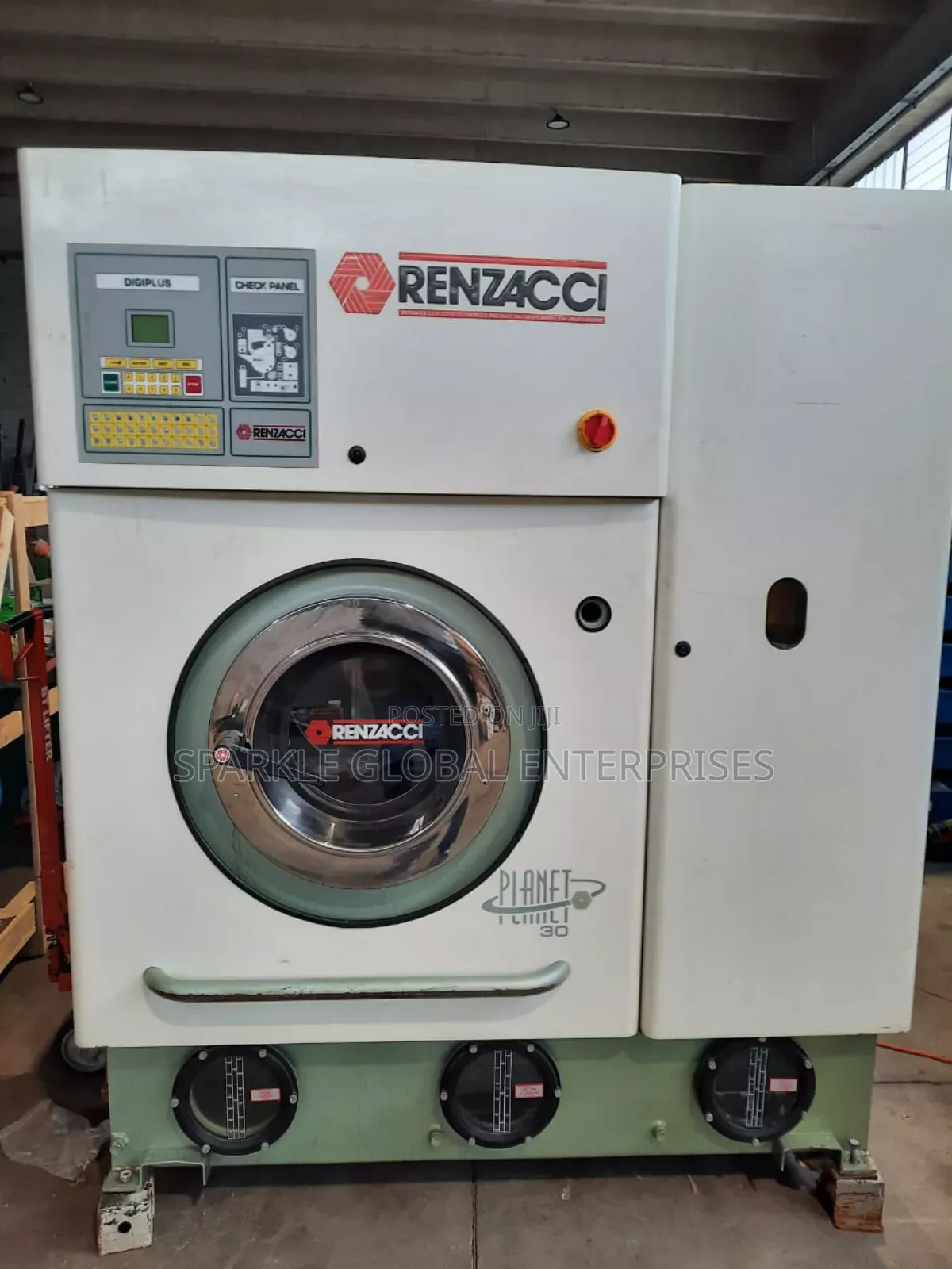 Dry Cleaning Machine