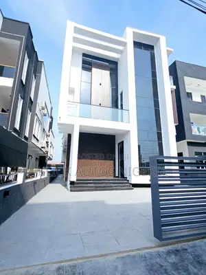 5bdrm Duplex in Lekki for sale