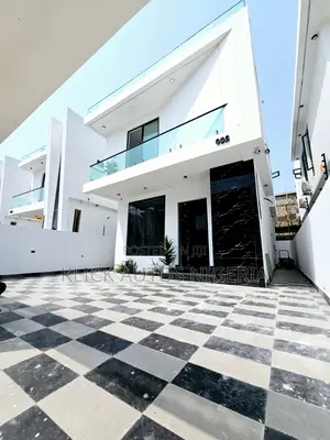 4bdrm Duplex in Lekki for sale