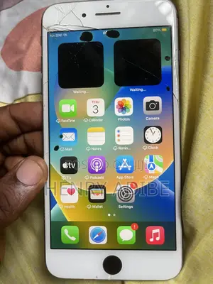 Photo - Apple iPhone 8 Plus 64 GB Black