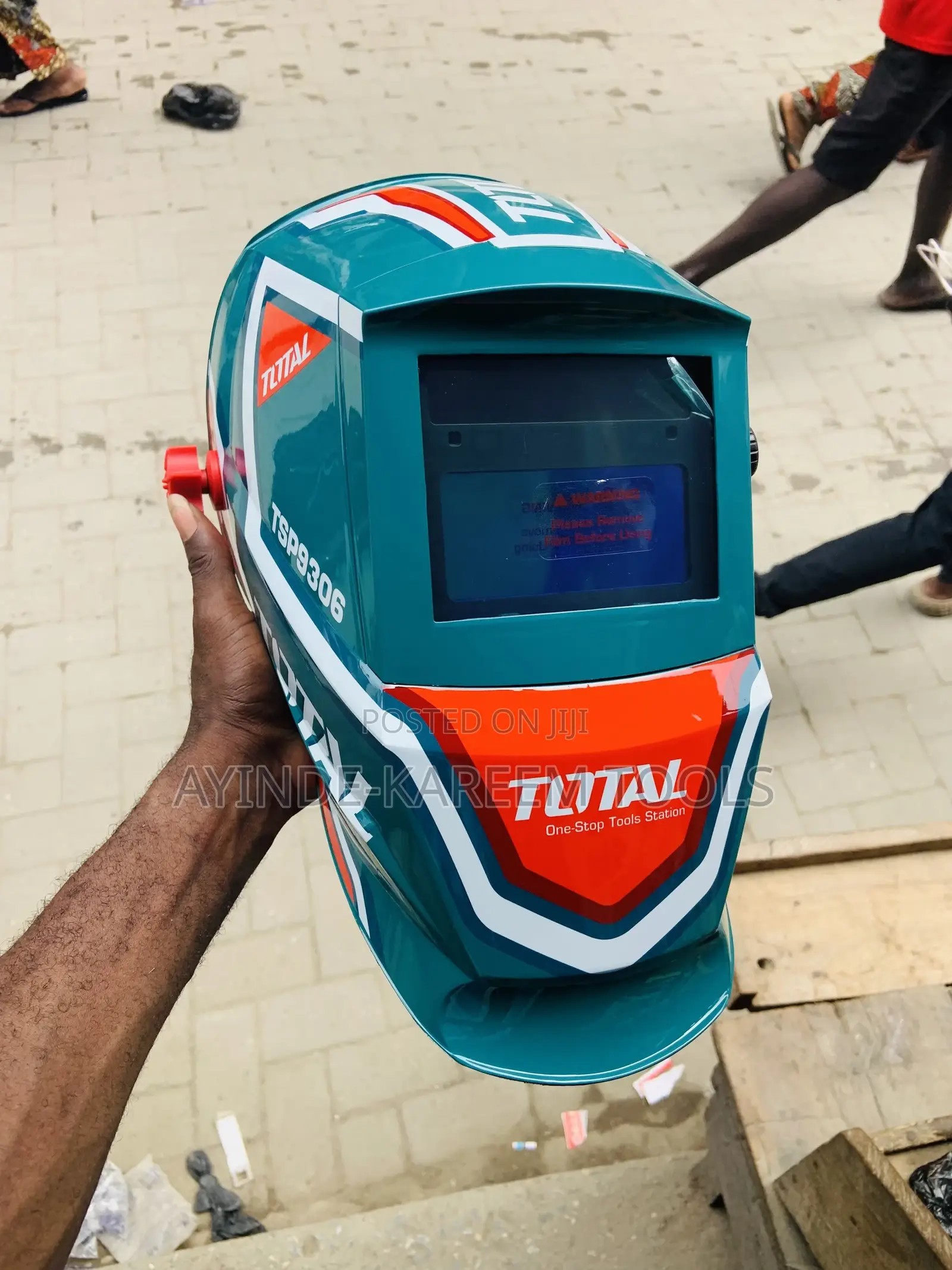 Auto Darkening Welding Helmet