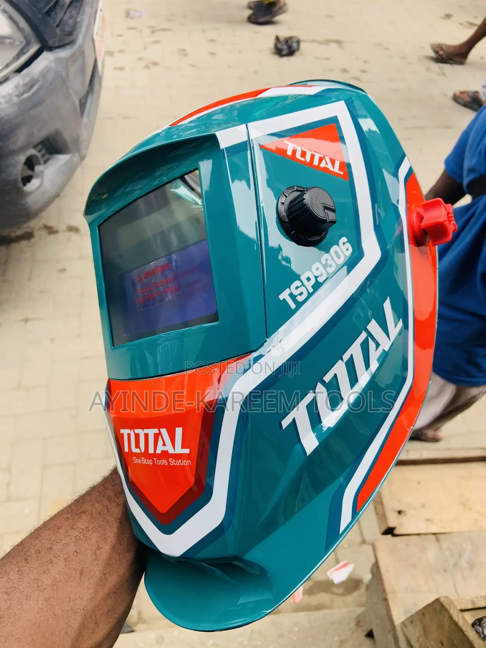 Auto Darkening Welding Helmet