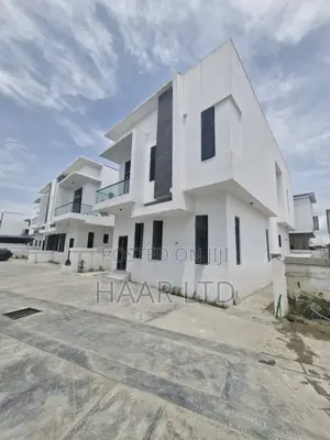 4bdrm Duplex in Royal Pine Estate, Lekki Phase 2 for sale