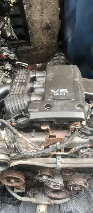 Nissan Pathfinder/Xterra 2005(4.0) Engine