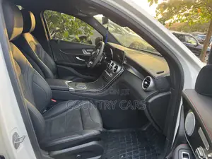 Mercedes-Benz GLC-Class 2021 White
