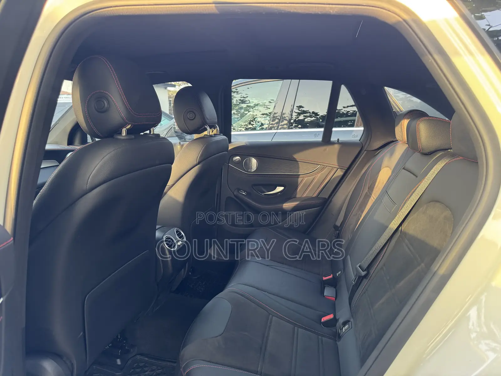 Mercedes-Benz GLC-Class 2021 White
