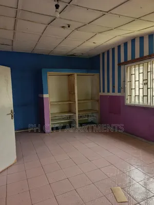 4bdrm Duplex in Presidential Estate, Port-Harcourt for rent