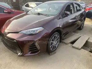 Toyota Corolla 2017 Burgundy