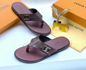 Simple Unique Classic Slippers Collections