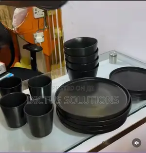 16 Pieces Stoneware Dinner Set