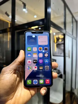Apple iPhone 11 Pro Max 64 GB Gold