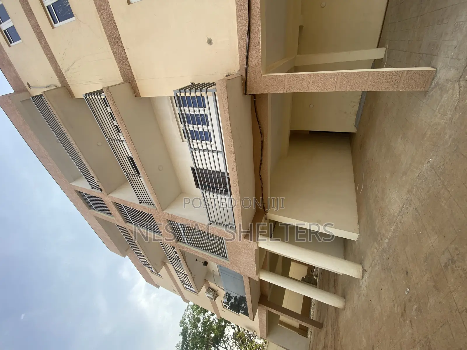 2bdrm Block of Flats in Mabushi for sale