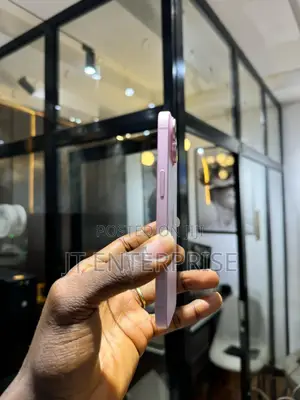 Apple iPhone 15 128 GB Pink