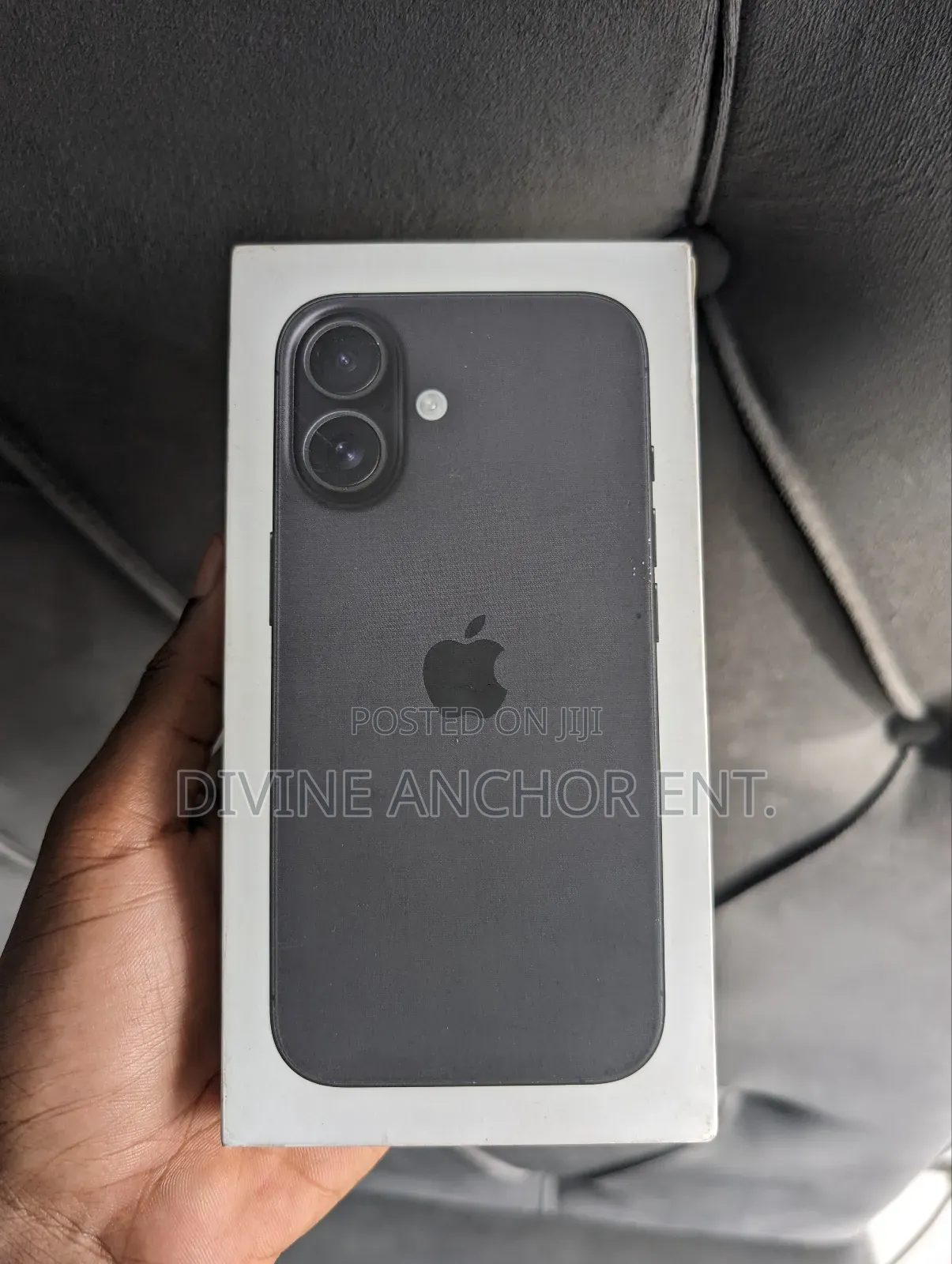 New Apple iPhone 16 128 GB Black
