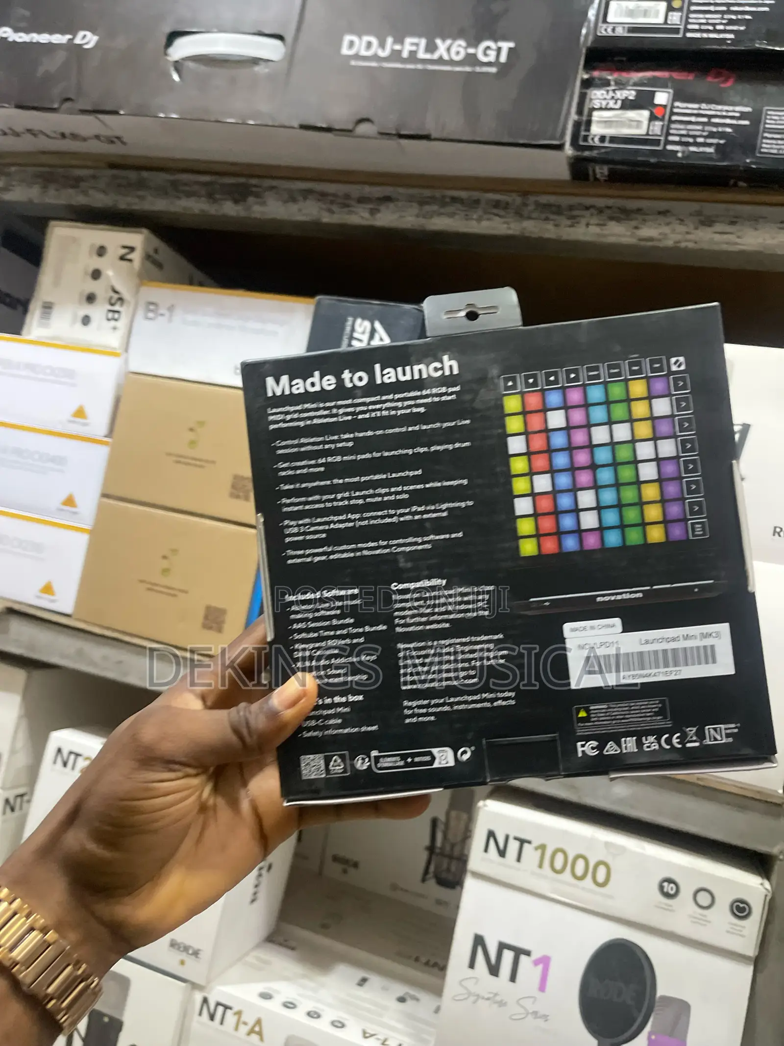 Novation Launchpad Mini Mk3 64-Pad Midi Grid Controller