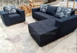 L-Shape Sofa Chair With Pillows