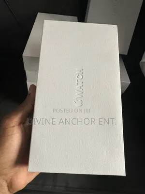 Photo - Apple Iwatch Ultra 2 49mm 2023