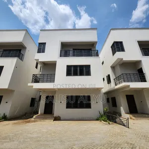 6bdrm Duplex in Life Camp for sale