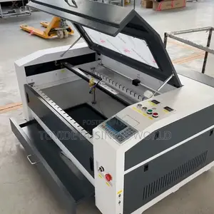 1390 Co2 Laser 180w