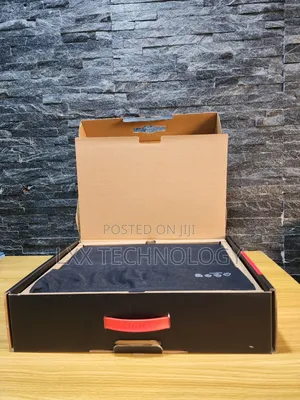 New Laptop MSI 32GB Intel Core I9 SSD 1T