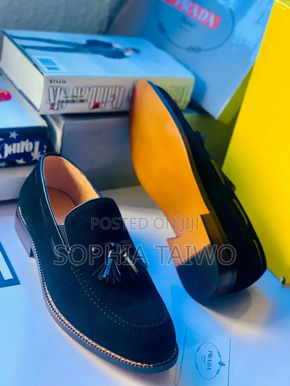 Men Classic Suede Shoe