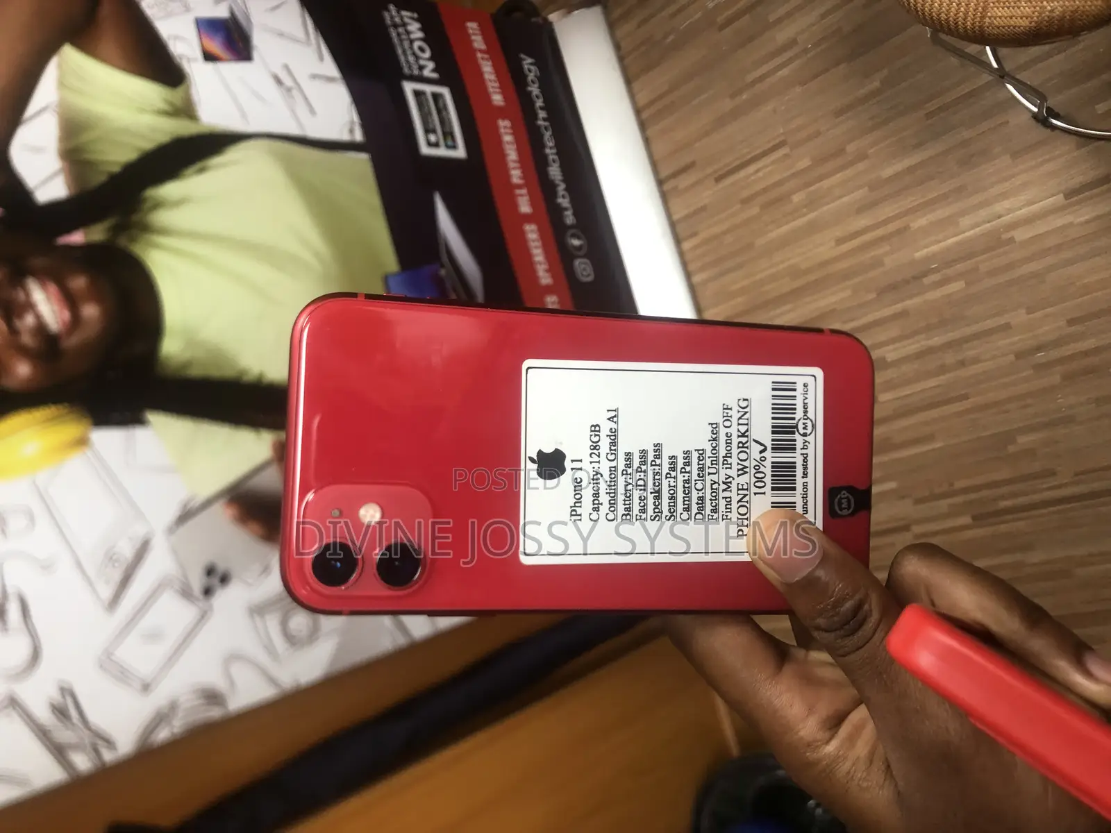 Apple iPhone 11 128 GB Red