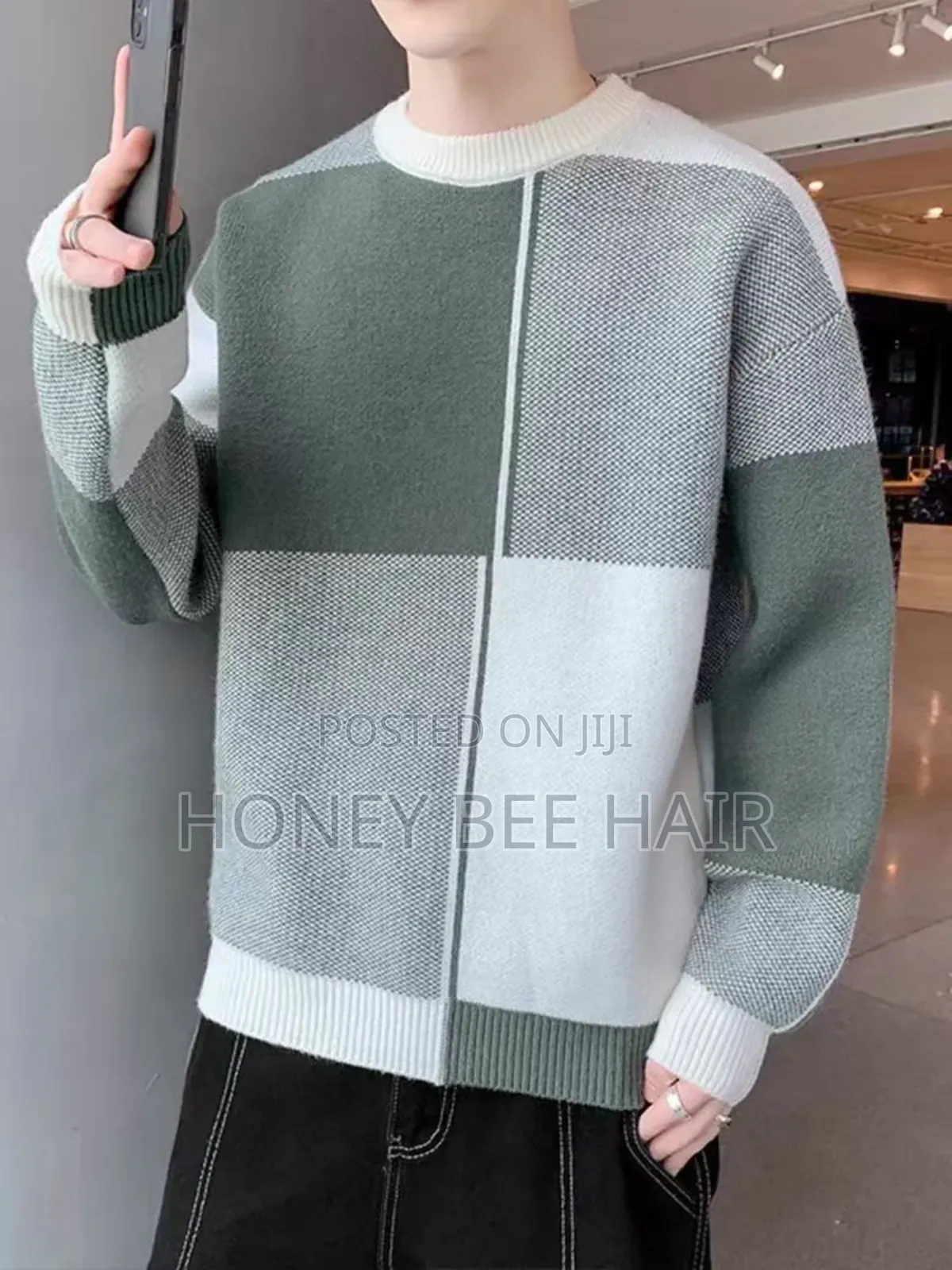 *High Quality Luxury Sweatshirt  *