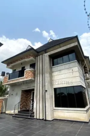 4bdrm Duplex in Rukpokwu for sale