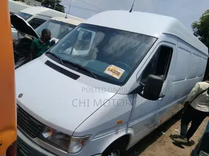 Mercedes-Benz Sprinter 2005 White