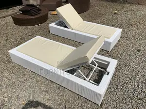 Outdoor Poolside Lounge Bed