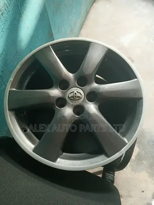 Alloy Rim 17. Toyota Rav 2010