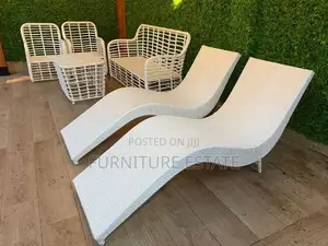 Pure Rattan Poolside Lounge Bed