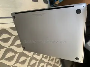 Laptop Apple MacBook Pro 2017 16GB Intel Core I7 SSD 512GB
