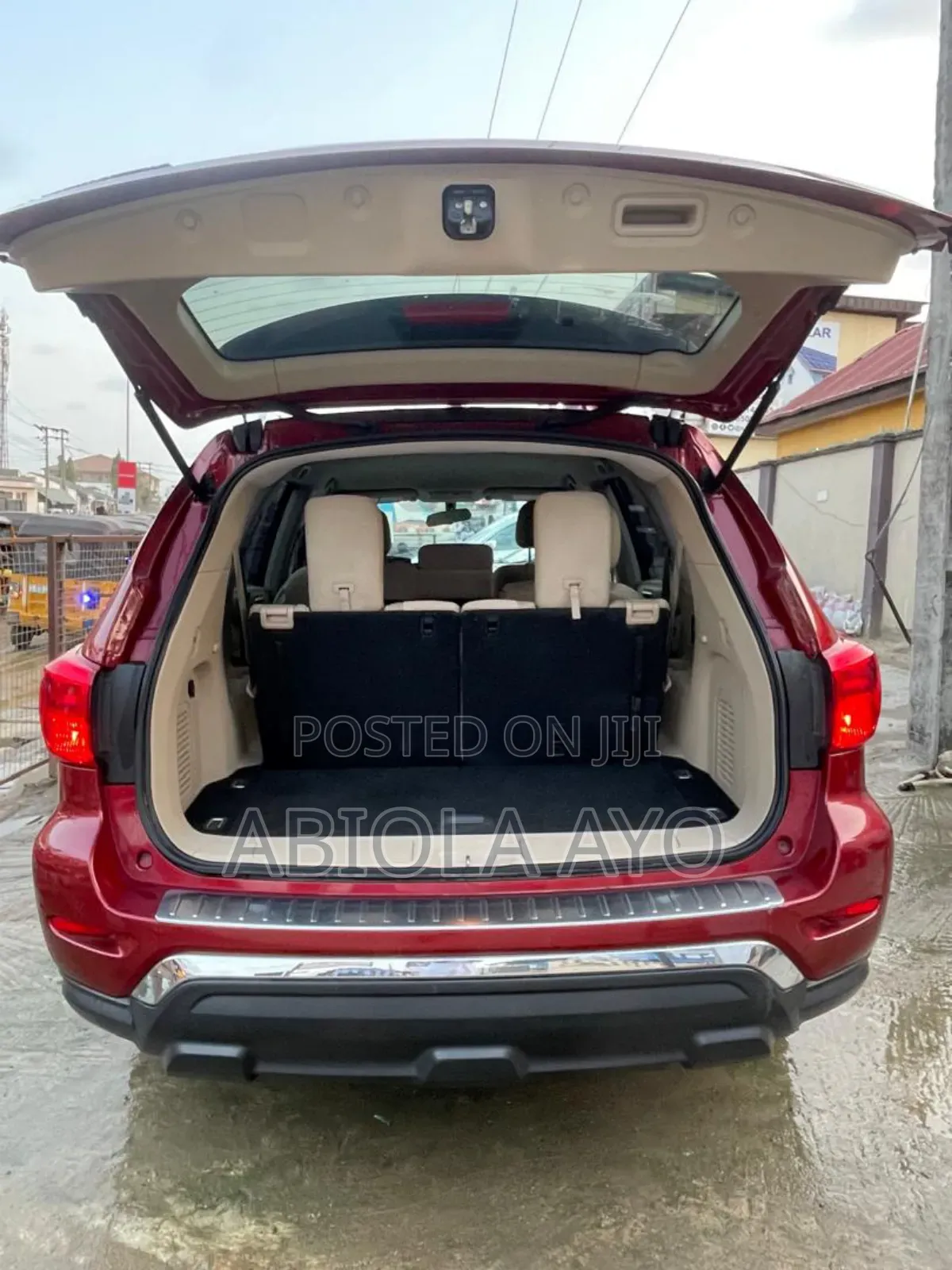 Nissan Pathfinder 2017 Red