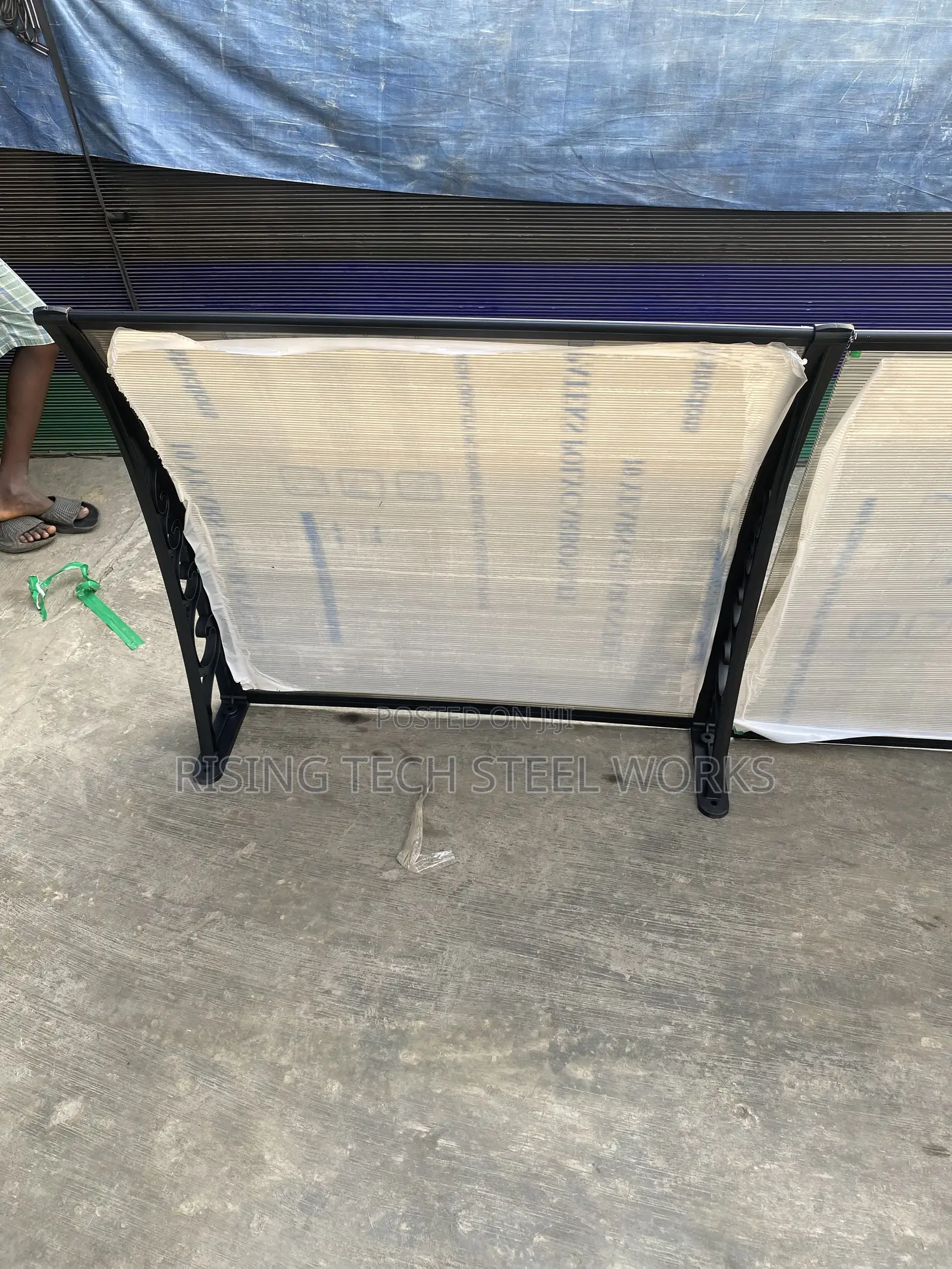 Official,Window,Entrance Shade