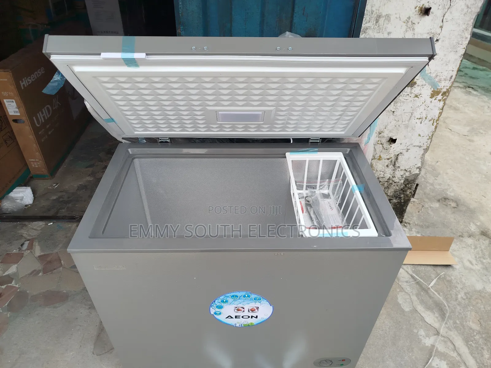 Aeon Chest Deep Freezer Low Voltage 200l