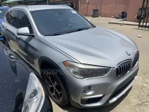 BMW X1 xDrive28i AWD 2016 Silver