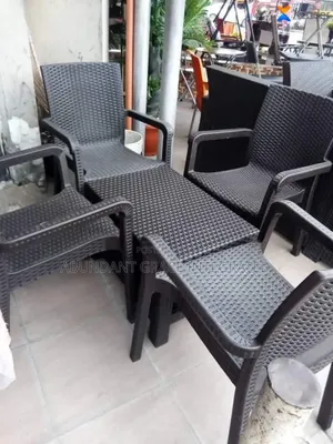 Restaurants/Events Chair and Table.