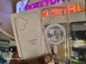 iPhone 16 Clear Magnetic Case