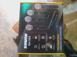 Shure 4in1 Channel Wireless Microphone