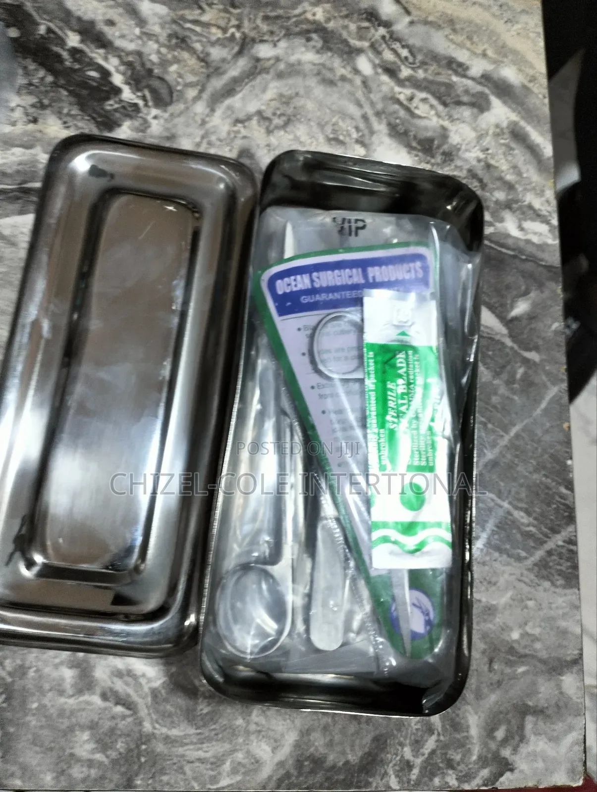 Sutures Set