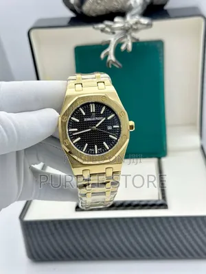 Audemars Piguet. Chain. Watch Gold