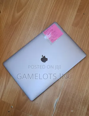 Laptop Apple MacBook Pro 2019 16GB Intel Core i9 SSD 512GB