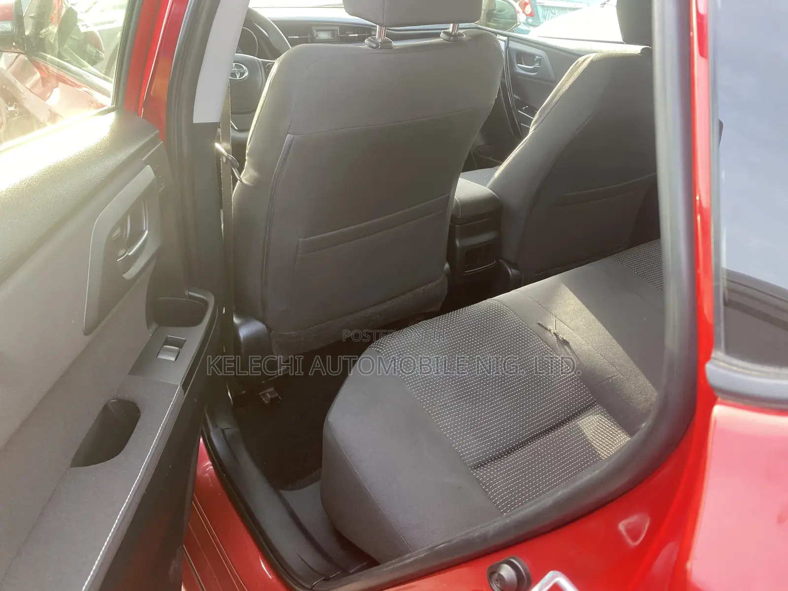 Scion iM Base 2016 Red