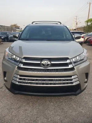 Toyota Highlander 2015 Gold