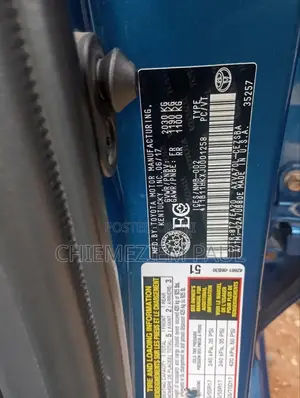 Toyota Camry SE FWD (2.5L 4cyl 8AM) 2018 Blue