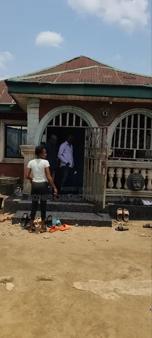 Photo - 3bdrm Bungalow in Igbo Etche, Port-Harcourt for sale