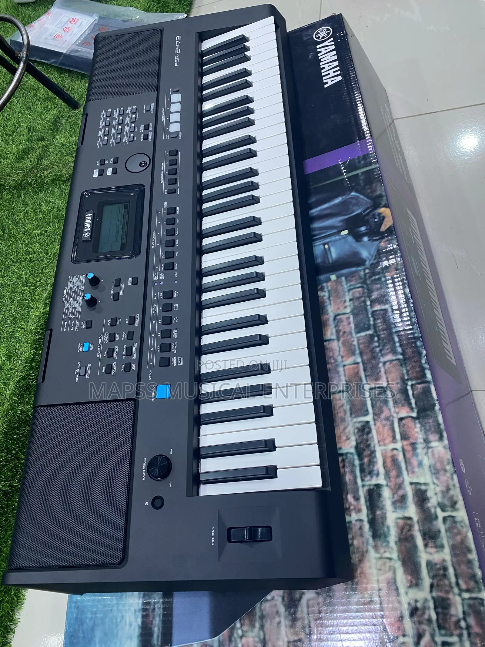 Yamaha PSR-E473, a 61-Key Portable Keyboard